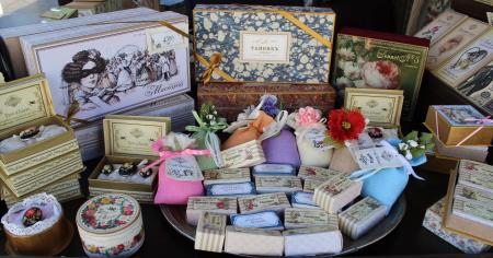 Получатель займа в Фонде региональных и социальных программ «Наше будущее», субсидий (поддержки) и микрозайма ООО «Мануфактура «Душистыя радости» (деятельность музеев).