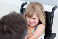 Родители ребенка-инвалида имеют право выйти на пенсию на пять лет раньше