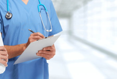 Коломенская центральная районная больница приглашает ветеранов на ежегодный медицинский осмотр