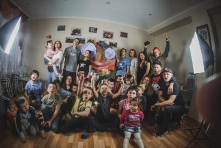 Волонтеры приехали в гости к детишкам из Коломенского социально-реабилитационного центра