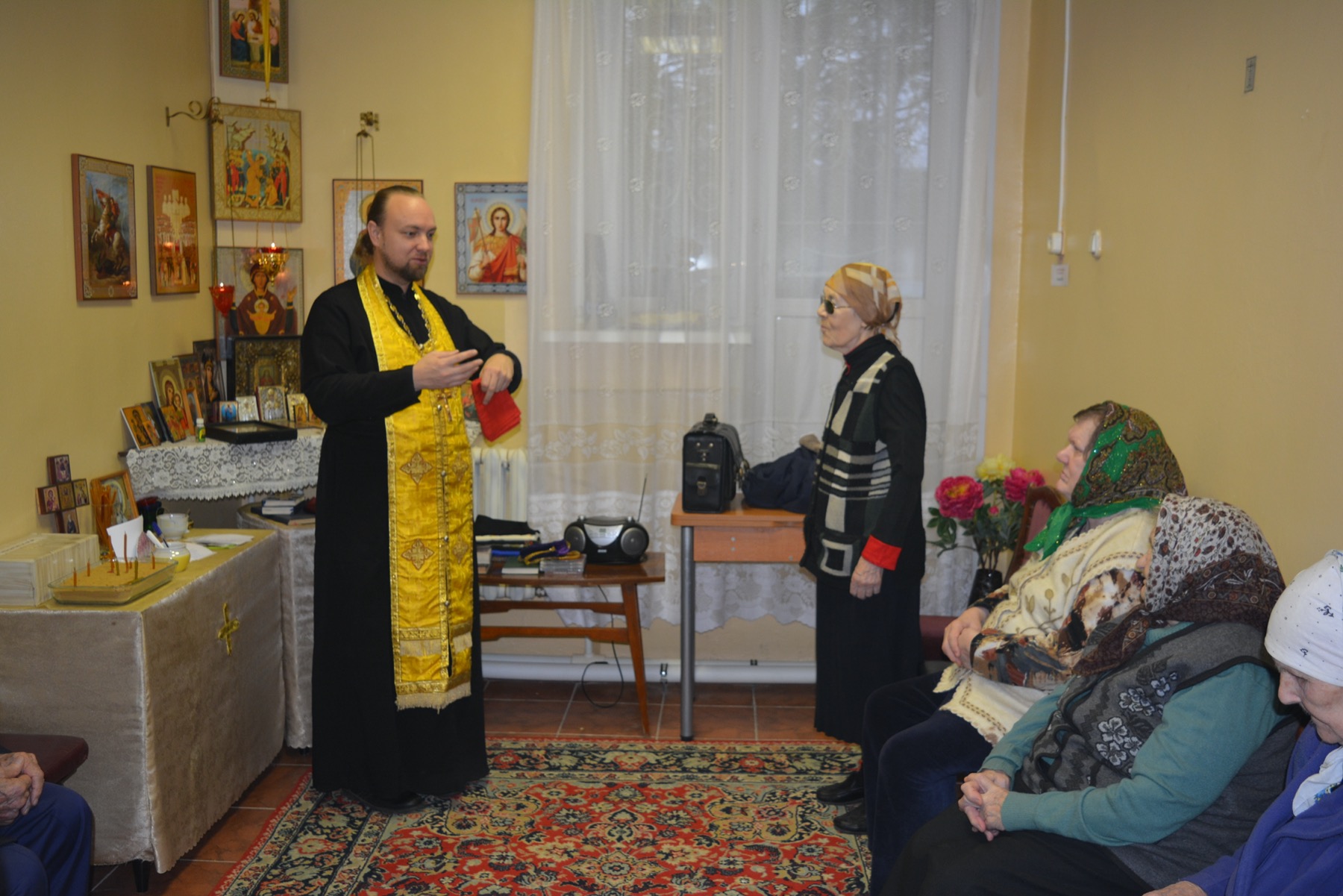 Социальное богослужение в Коломенском доме-интернате "Ветеран"