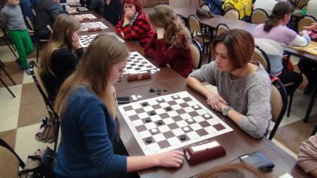 Коломенское предприятие провело первенство по настольным играм