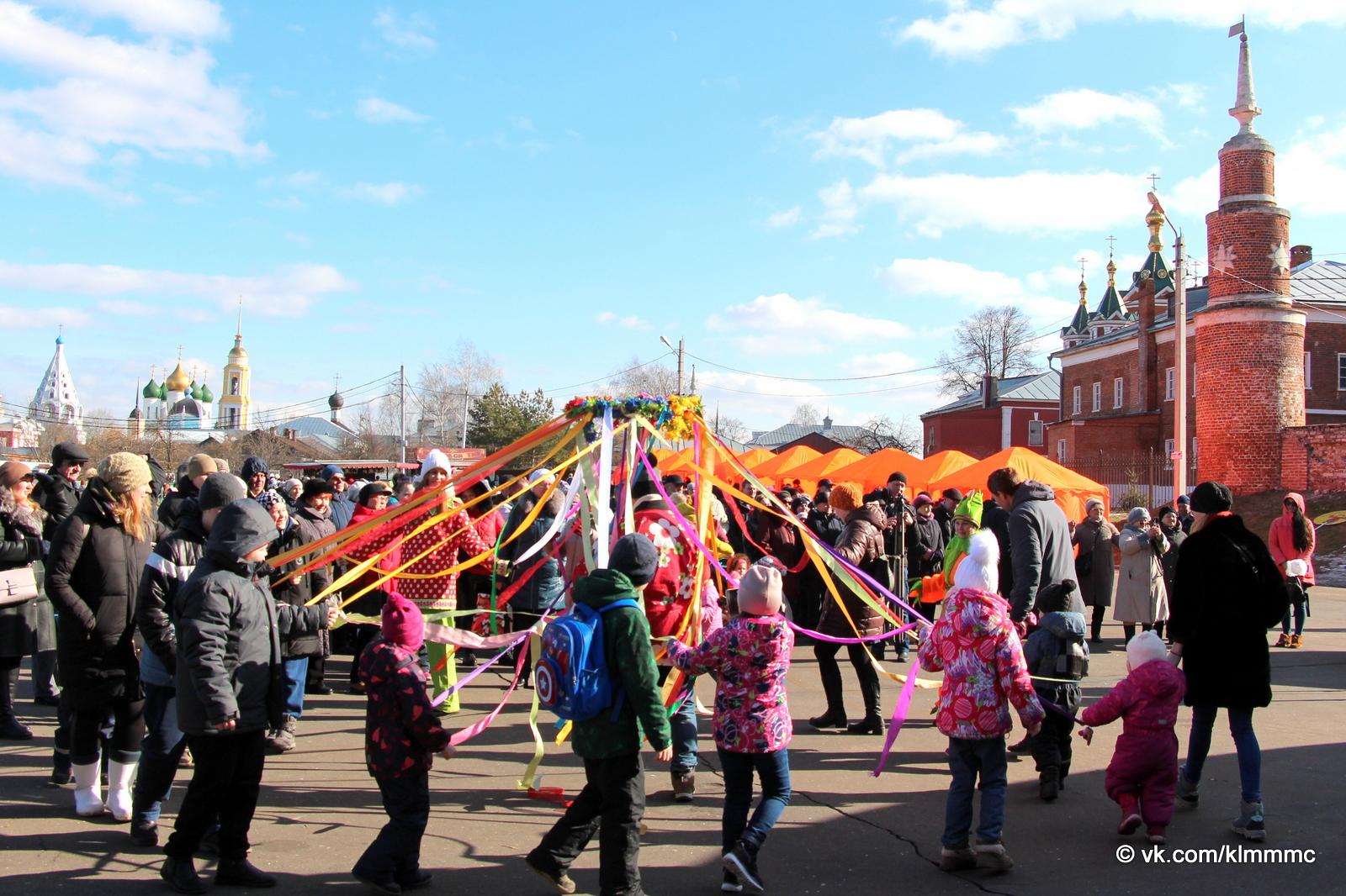 Когда день города в коломне. Широкая Масленица в Коломне. Парк Коломенское Масленица. Масленица в городе Коломна. Коломна праздник.