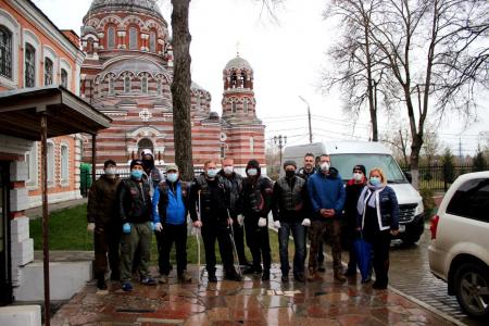«Ночные волки» привезли в Коломну полторы тонны овощей