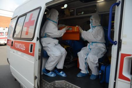 Свой профессиональный праздник работники скорой помощи встретили в боевом строю