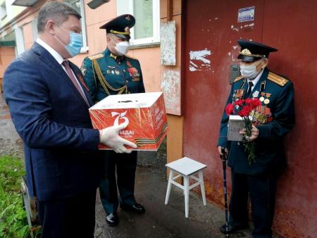 Ко Дню Победы при поддержке Коломенского отделения «Единой России» округ был украшен георгиевскими лентами