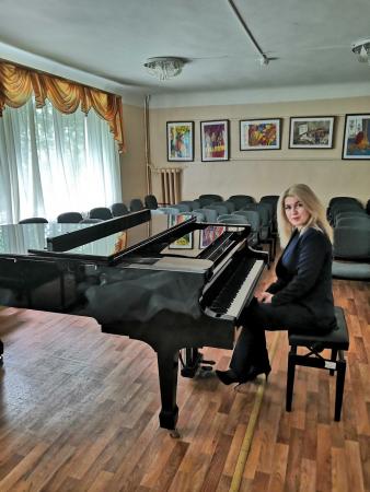 В коломенскую музыкальную школу поступили новые пианино и рояли