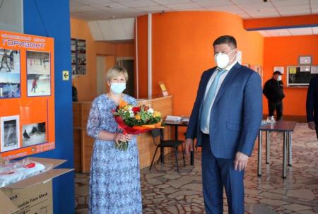 Глава Коломенского городского округа, секретарь МОП «ЕДИНАЯ РОССИЯ» Денис Лебедев поздравил социальных работников с праздником