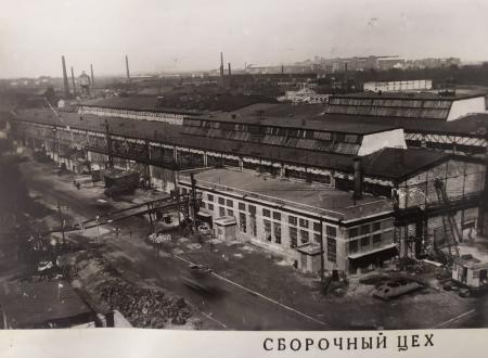 Коломенский завод поделился уникальными фотографиями