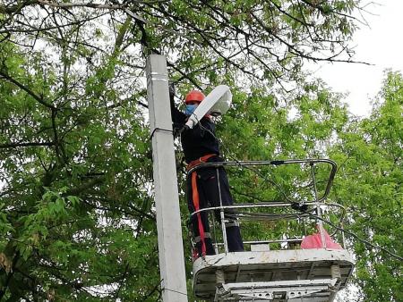 Коммунальные службы округа устраняют последствия разгула стихии