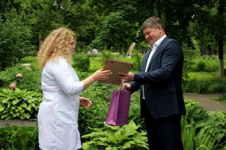 Глава Коломенского округа поздравил медицинских работников с профессиональным праздником