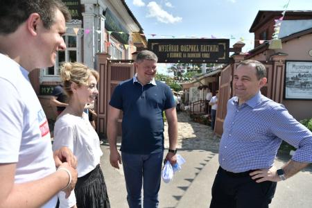 Секретарь МОРО Партии «Единая Россия» посетил Коломну и наградил волонтеров региона