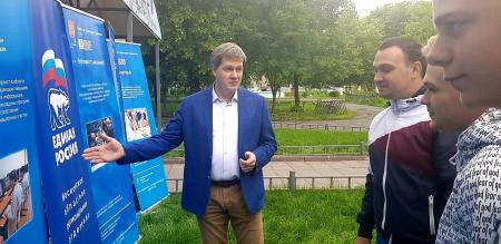 В коломенском колледже организовали выставку «Мы направляем»