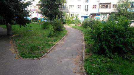 Зам. министра благоустройства региона проверила работу по содержанию и благоустройству общественных и дворовых территорий в Коломенском г.о.