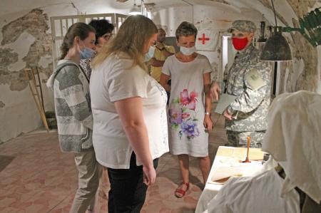 В доме Озерова состоялось открытие выставки