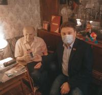 Депутат Мособлдумы Алексей Мазуров посетил фронтовиков