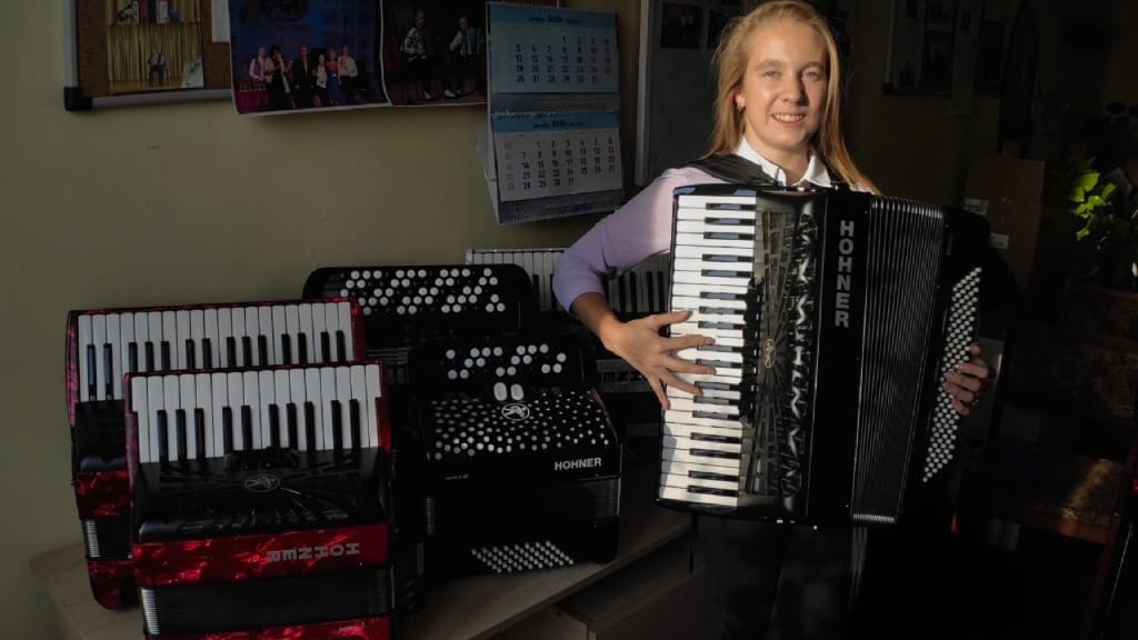 В коломенскую музыкальную школу поступили новые баяны и аккордеоны