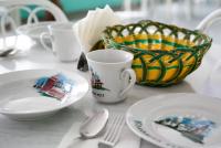 С 1 сентября все ученики начальных классов получают бесплатное горячее питание в школах