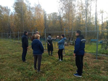 В Непецино обсудили благоустройство местного кладбища