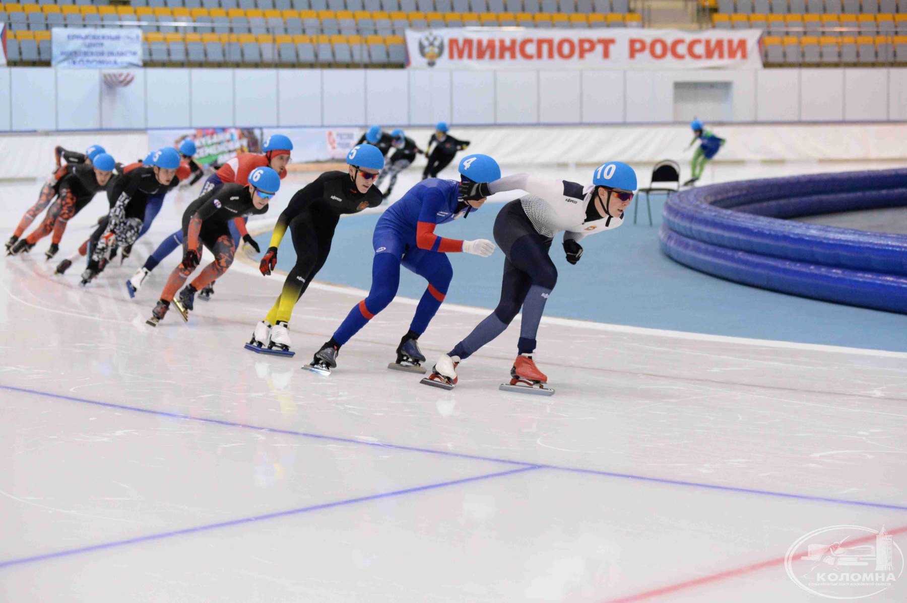 Конькобежный спорт шорт трек стадион