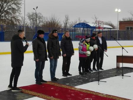 В Непецино открыли новую многофункциональную спортплощадку