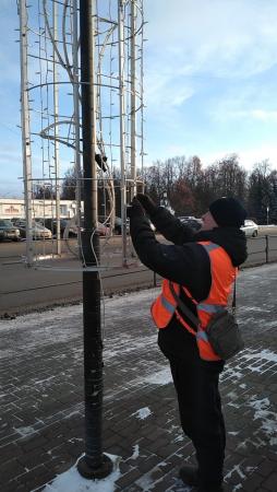 Ночные вандалы повредили в Коломне новогоднюю иллюминацию