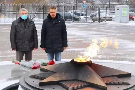 Первый зампред Мособлдумы Никита Чаплин поздравил ветеранов Коломны с Днём полного освобождения Ленинграда от блокады