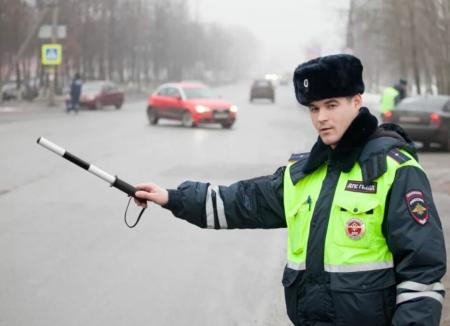 С 8 по 14 февраля в Озёрах сотрудники Госавтоинспекции проведут оперативно-профилактический рейд «Опасный груз»