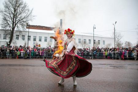 В Коломне состоялись масленичные гуляния возле «Фабрики пастилы»