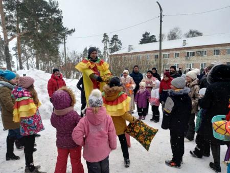 В сельском доме культуры в Озёрах состоялся праздник «Приходи, Весна!»