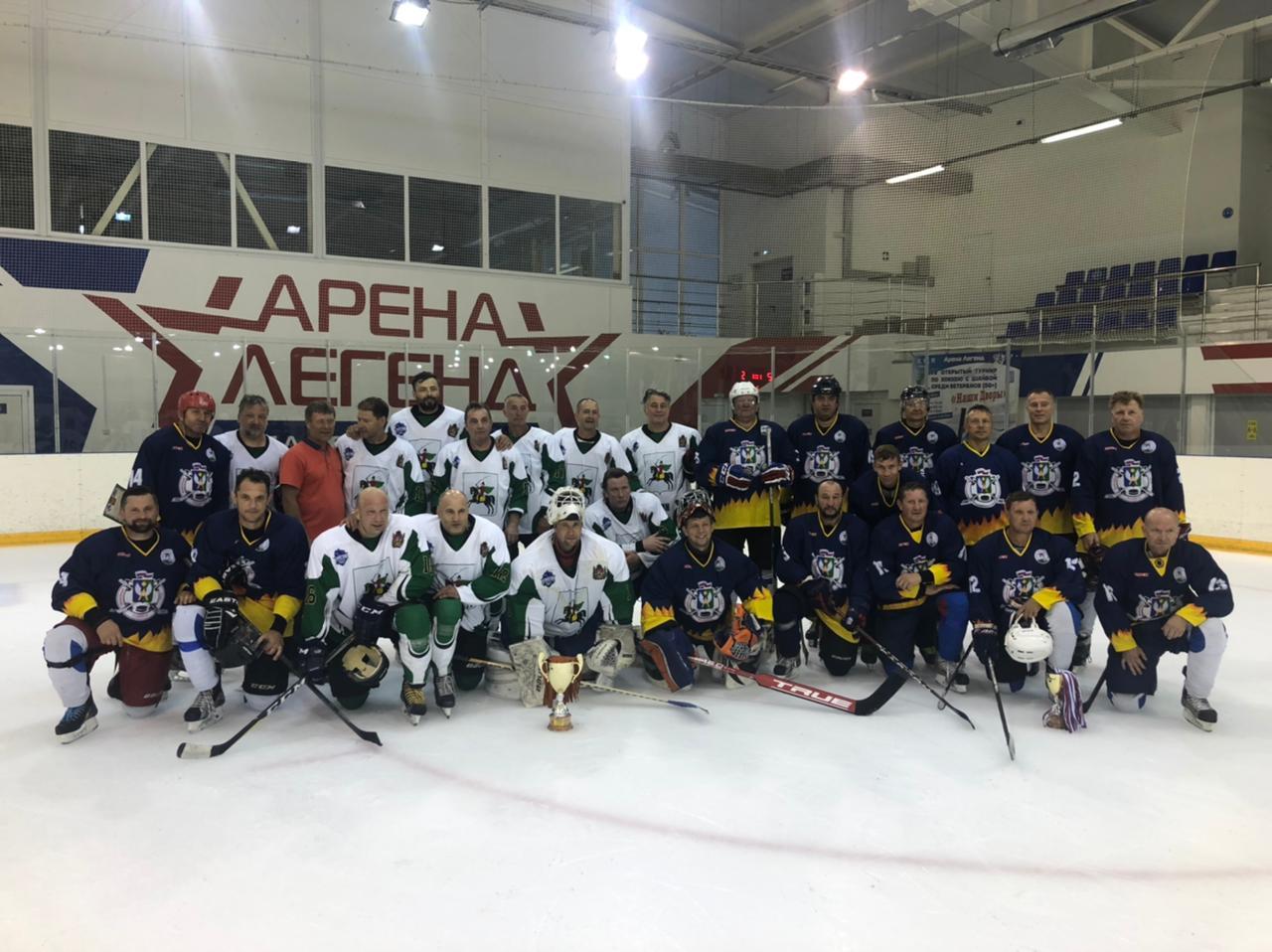 В Озёрах прошел турнир по хоккею памяти Д.Ю. Лебедева