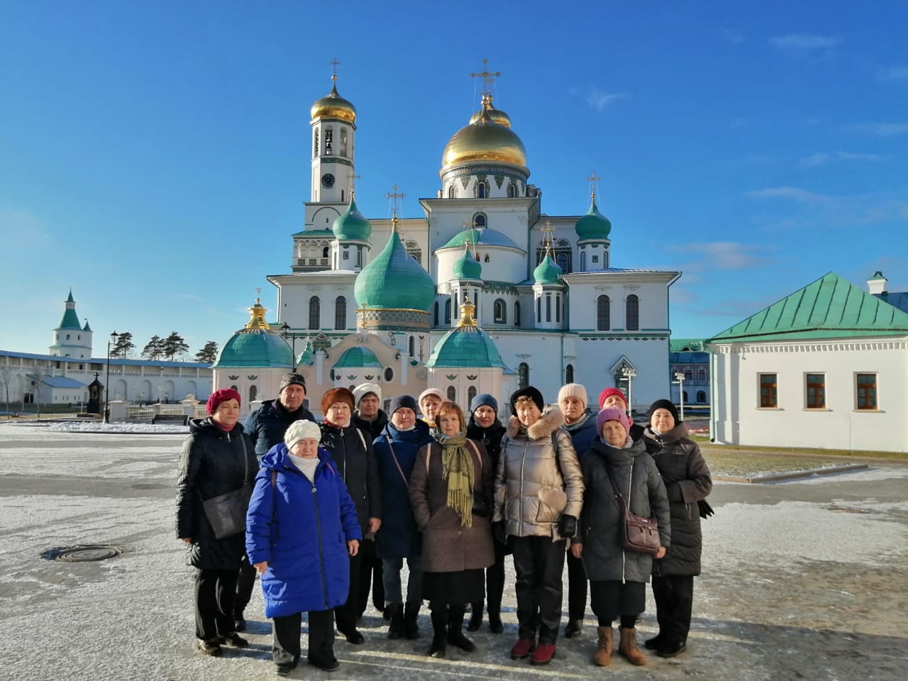 Поездка в Зарайский Кремль и в Воскресенский Новоиерусалимский мужской  монастырь » Администрация Городского округа Коломна Московской области