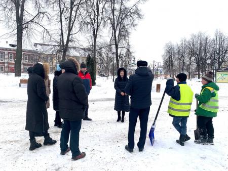 Рабочая группа общественников проинспектировала парки