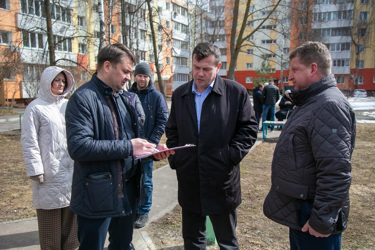 Глава округа: «порядок начинается с подъезда и двора» | 05.04.2022 |  Коломна - БезФормата