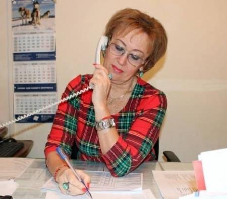 Бессменный начальник службы благоустройства Департамента городского хозяйства Нина Макеева ушла на заслуженный отдых