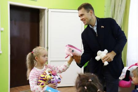 Никита Чаплин: Детям Донбасса мы должны уделять особое внимание, воспитывать в них любовь к России