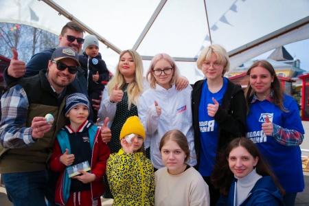 Молодогвардейцы Коломны провели для жителей округа творческий мастер-класс «Пасхальная мастерская»