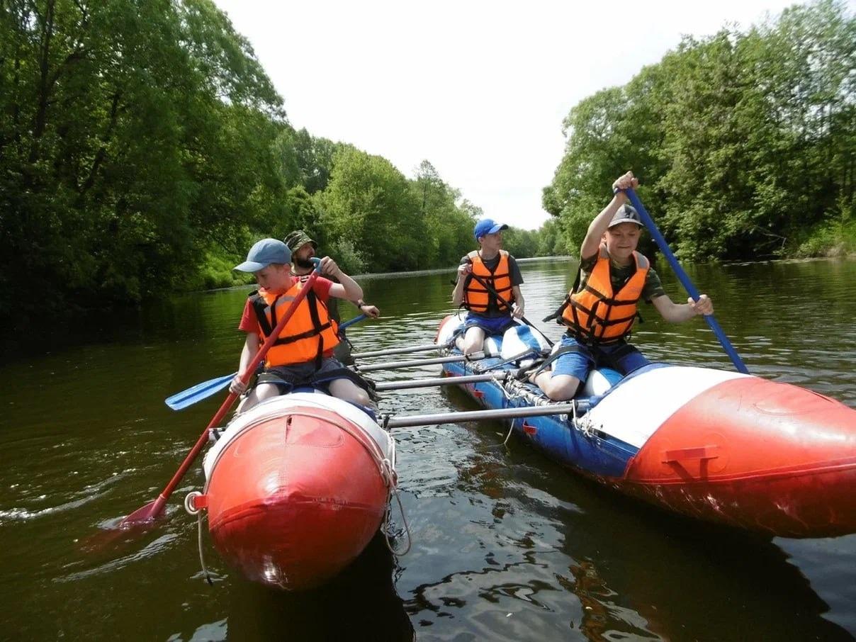 В Подмосковье упростили процедуру получения компенсации за путевку в детский лагерь.