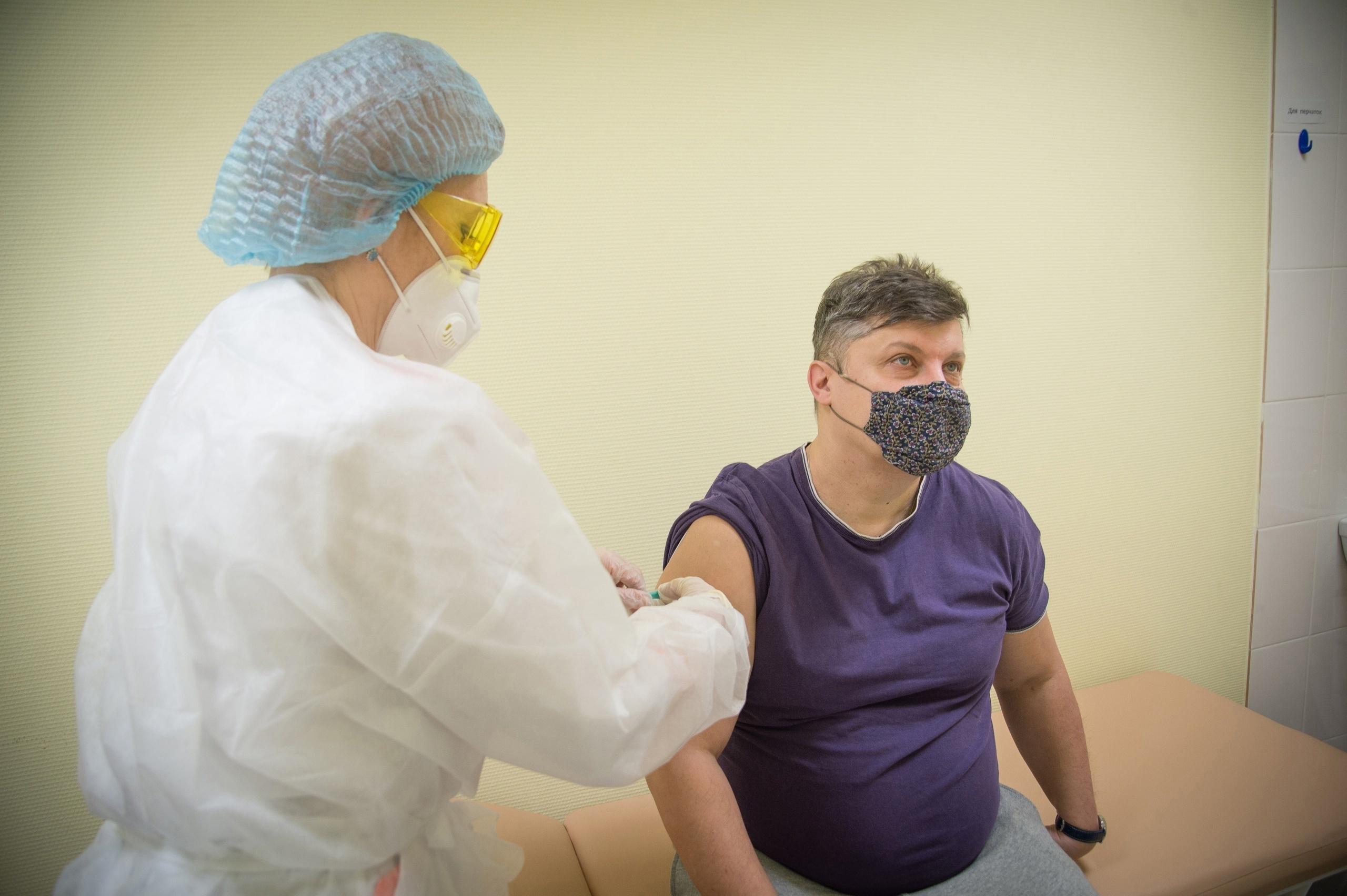 В Коломенской областной больнице стартовала кампания по вакцинации против гриппа