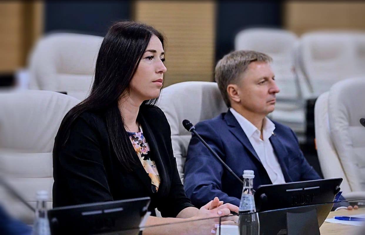 Екатерина Лобышева рассказала о ключевых законах, которые были приняты региональным парламентом в сентябре
