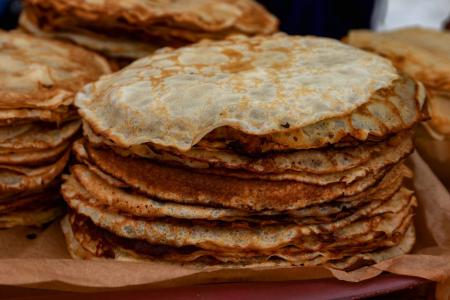 Специалисты Минсельхозпрода Подмосковья посчитали во сколько обойдется приготовление блинов на Масленицу