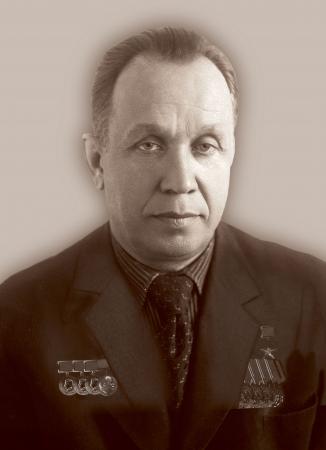 Делегация КБМ возложила цветы к могиле конструктора Бориса Шавырина на Новодевичьем кладбище