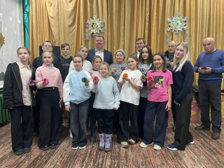 Первым заместителем Главы Лубяным Д.Б. совместно с заместителем председателя Совета депутатов Андросовым Р.В. проведён обход территории деревни Большое Уварово