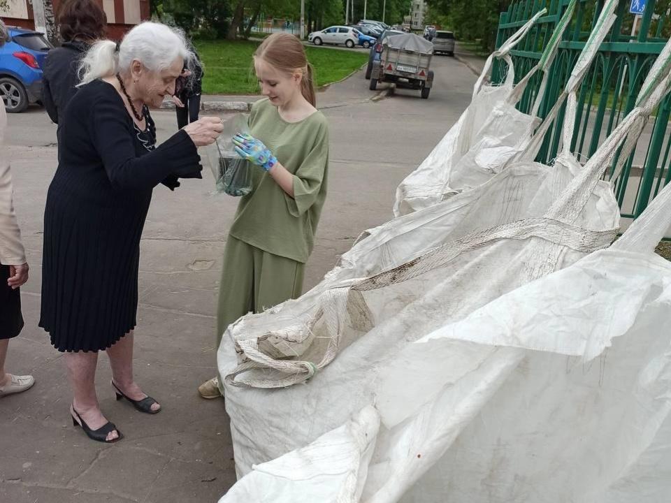 Коломенские активисты экодвижения собрали более двух тонн вторсырья