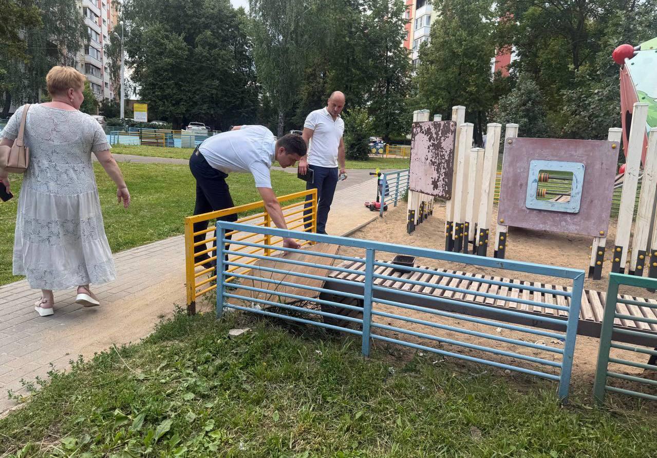 Заместитель главы округа Ходасевич Дмитрий Игоревич провел обход территории