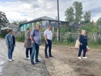 первым заместителем Главы Лубяным Д.Б. совместно с представителем подрядчика и территориальным отделом №2 провели обход ул.Круговая