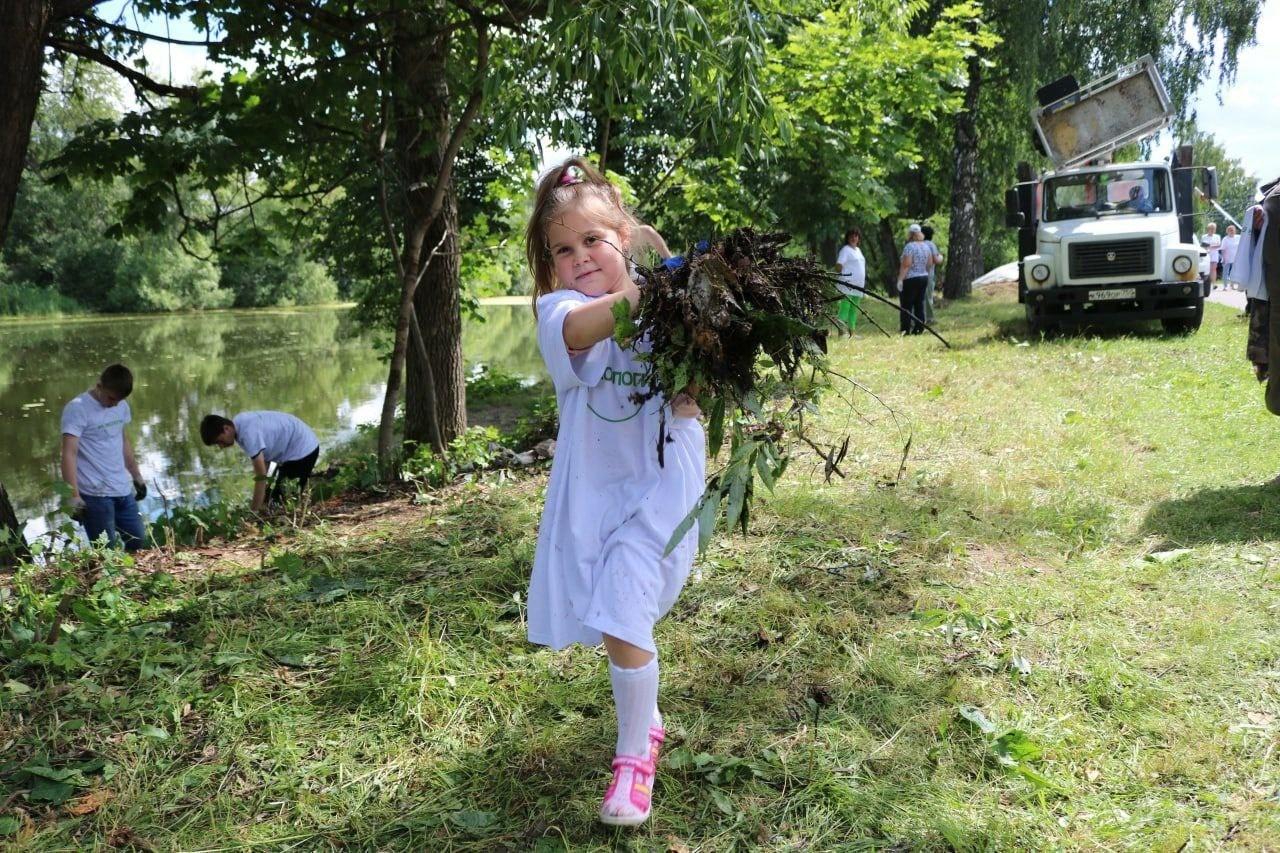 Коломенцев приглашают присоединиться к субботнику на берегу реки