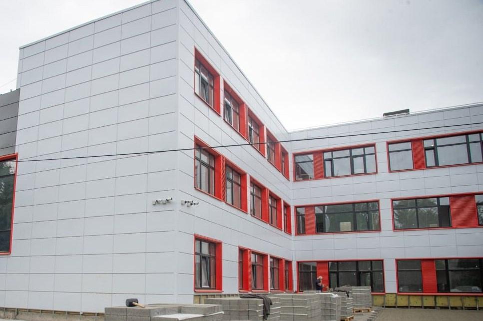 Жилищные сертификаты, подготовка к новому учебному году стали главными темами оперативного совещания в Коломне