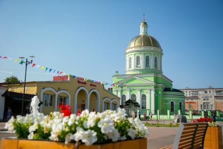 Депутат Мособлдумы Игорь Исаев поздравил жителей с юбилеем Озёр