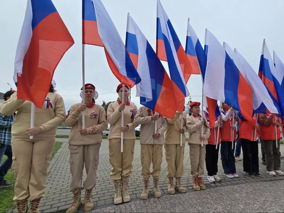 В Коломне прошёл торжественный митинг, посвящённый Дню государственного флага Российской Федерации